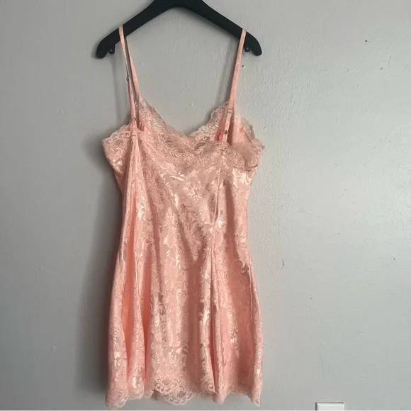 Vintage Victoria’s Secret Old Hollywood Glamour Chemise - Picture 8 of 15